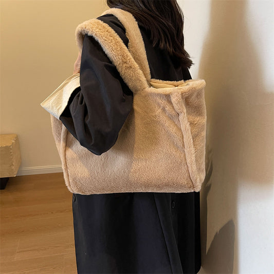 Fluffy Tote Bag Large